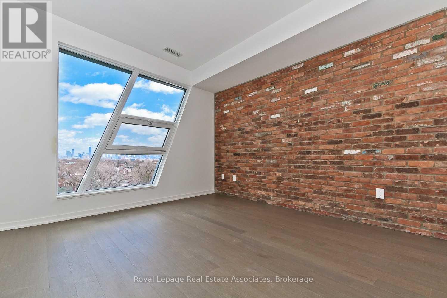 Ph1 - 138 St Helens Avenue, Toronto, Ontario M6H 0B8 - Photo 4 - C13147670