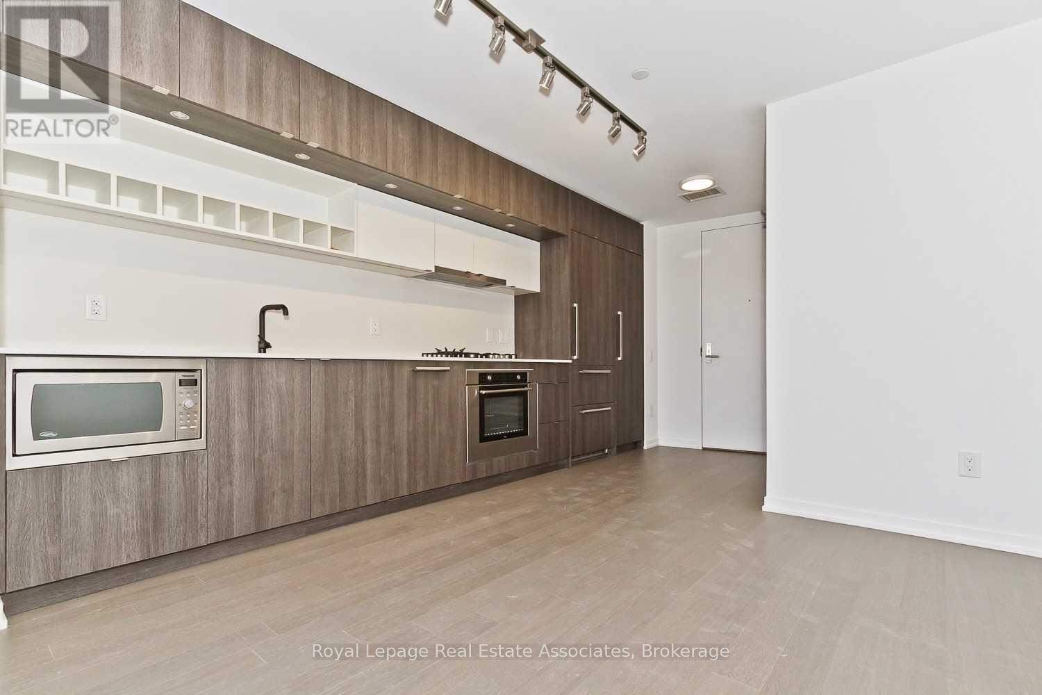Ph1 - 138 St Helens Avenue, Toronto, Ontario M6H 0B8 - Photo 8 - C13147670