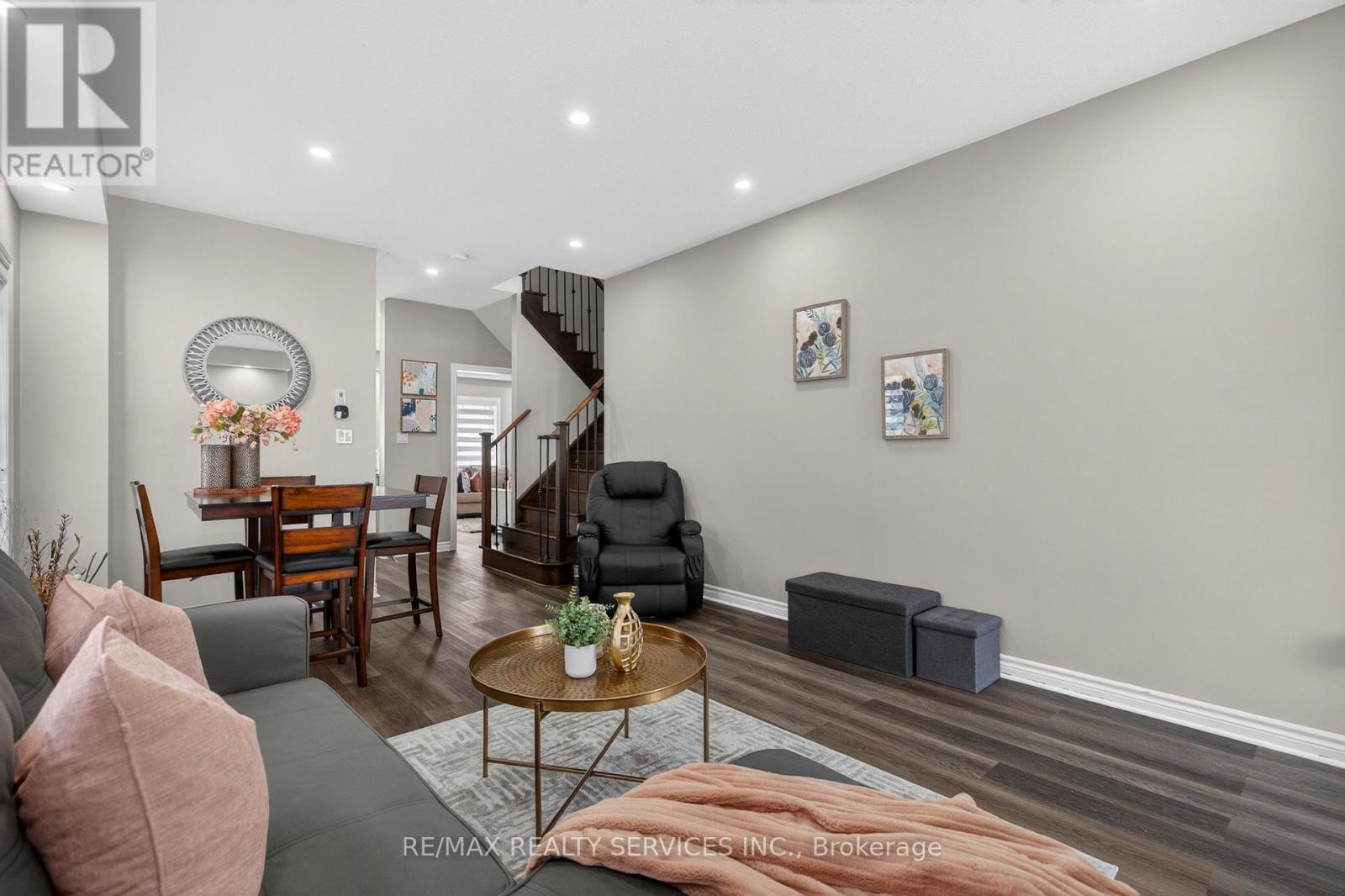 69 Mantz Crescent, Whitby, Ontario L1R 0L2 - Photo 14 - E13147662