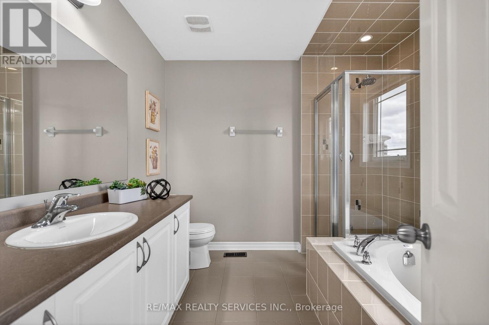 69 Mantz Crescent, Whitby, Ontario L1R 0L2 - Photo 27 - E13147662