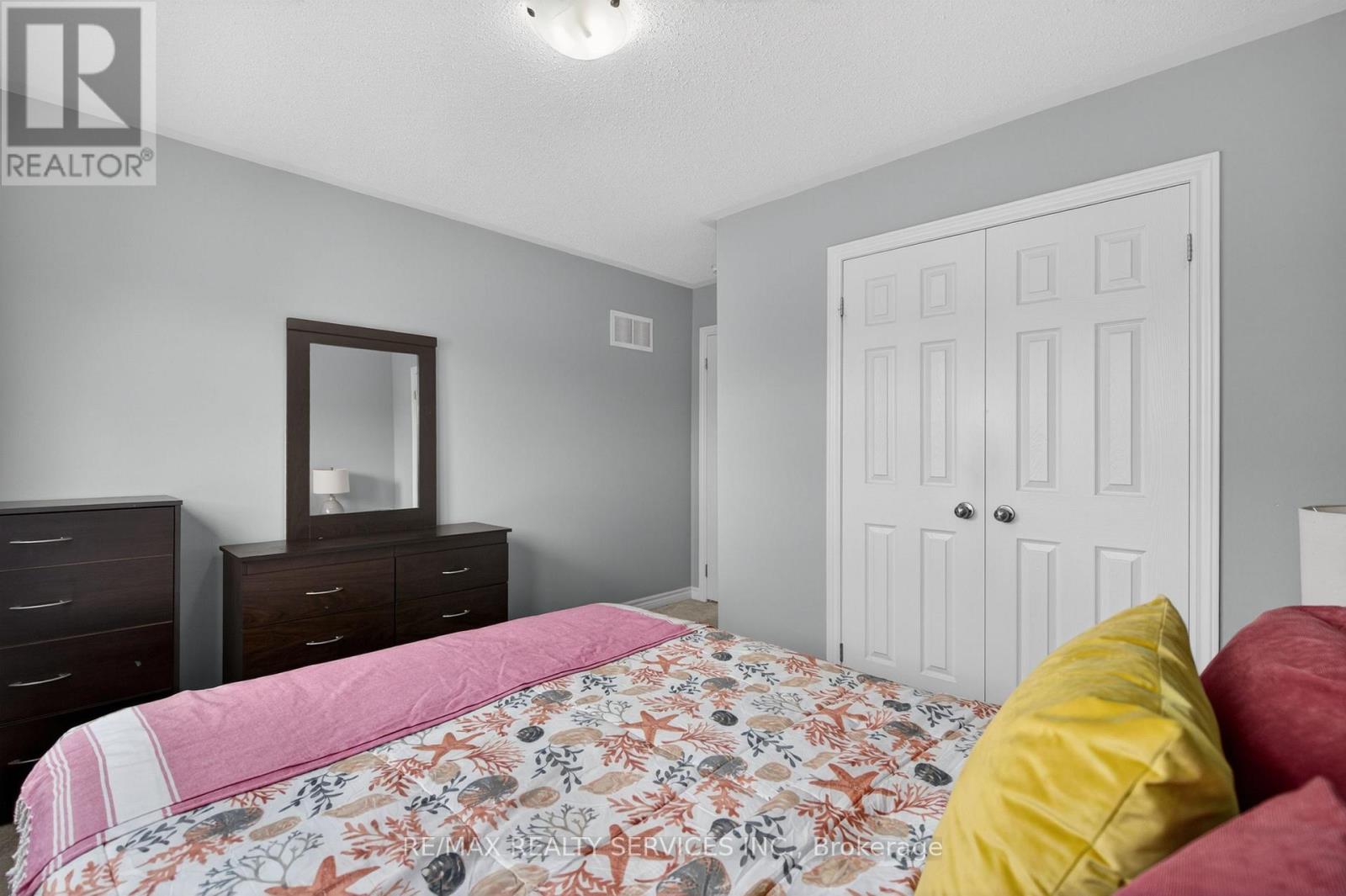 69 Mantz Crescent, Whitby, Ontario L1R 0L2 - Photo 34 - E13147662