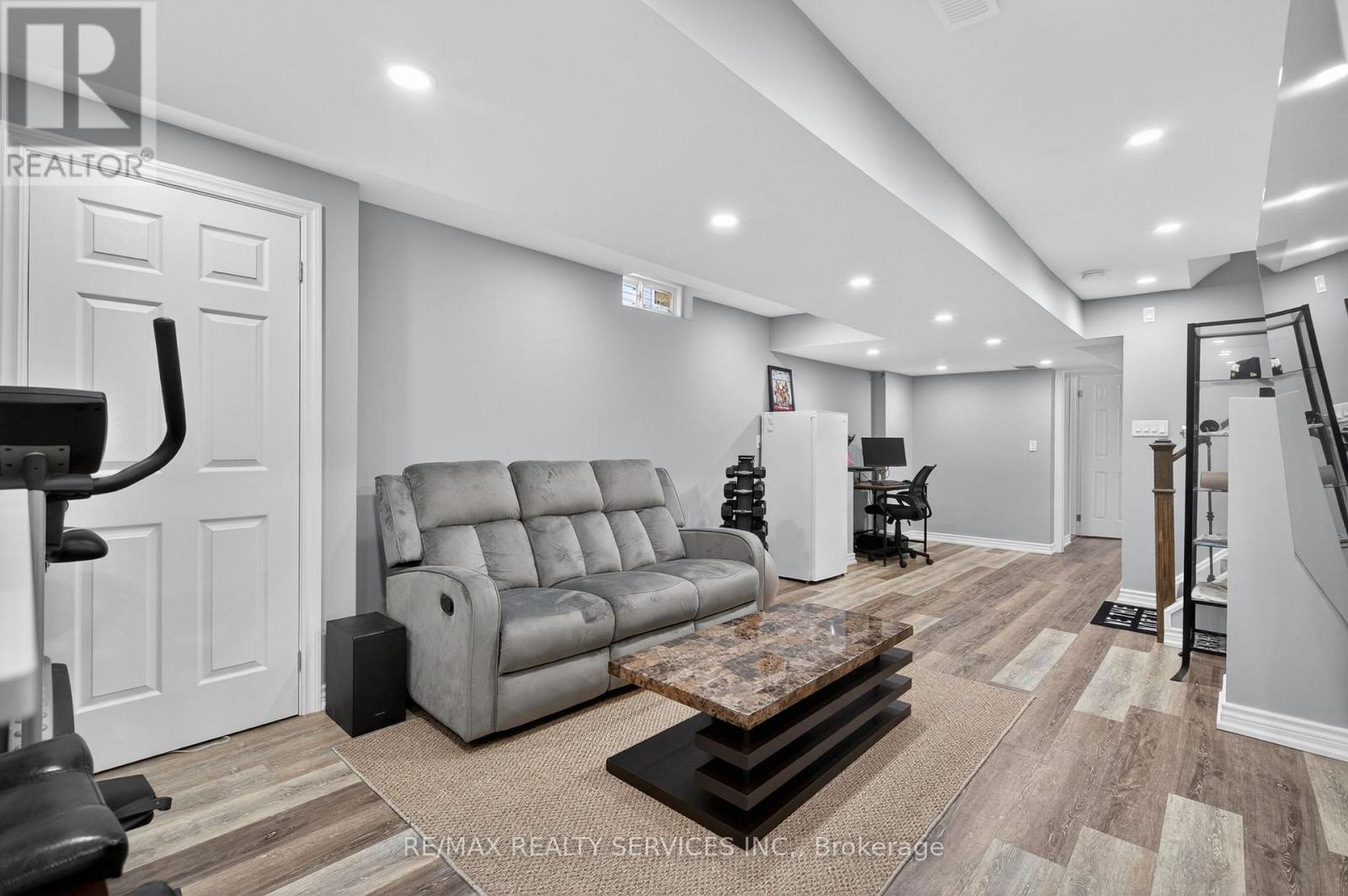 69 Mantz Crescent, Whitby, Ontario L1R 0L2 - Photo 39 - E13147662