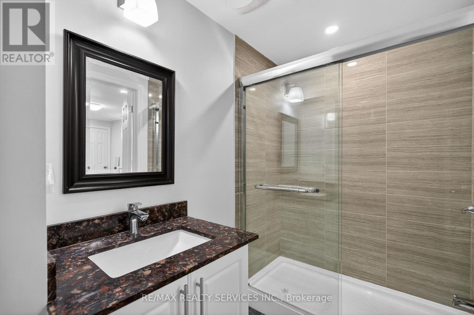 69 Mantz Crescent, Whitby, Ontario L1R 0L2 - Photo 42 - E13147662
