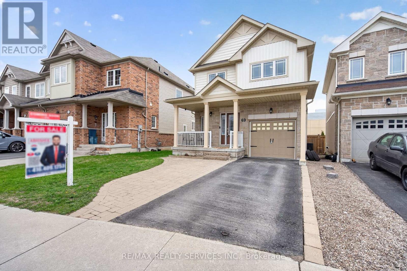 69 Mantz Crescent, Whitby, Ontario L1R 0L2 - Photo 5 - E13147662