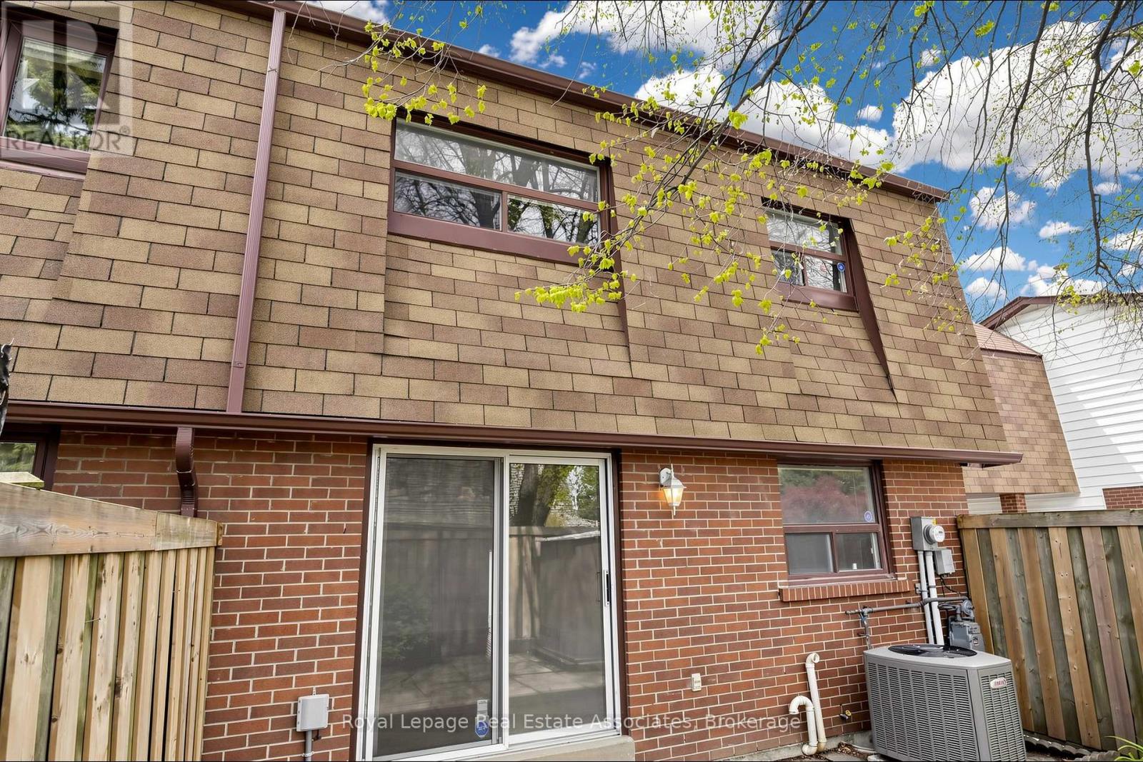 40 - 600 Silver Creek Boulevard, Mississauga, Ontario  L5A 2B4 - Photo 43 - W13145878
