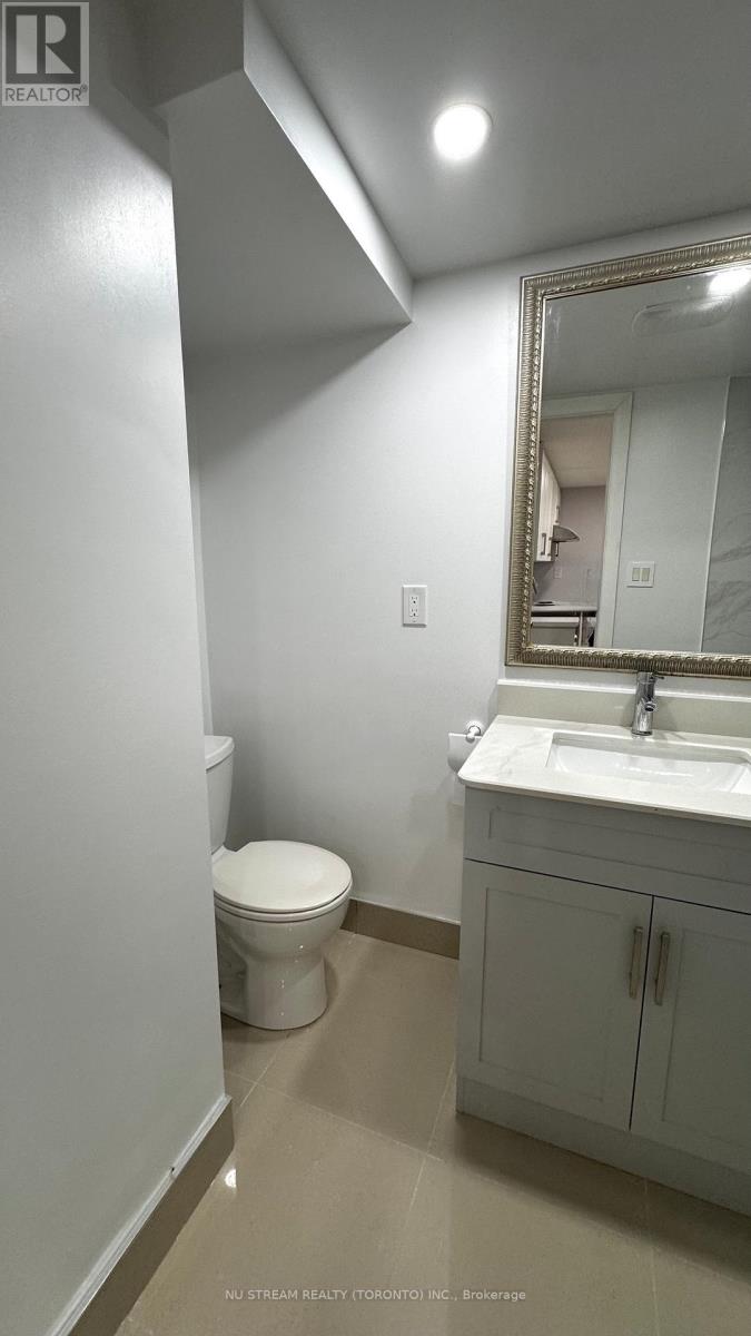 261 Essex Avenue, Richmond Hill, Ontario  L4C 2C3 - Photo 16 - N13147622