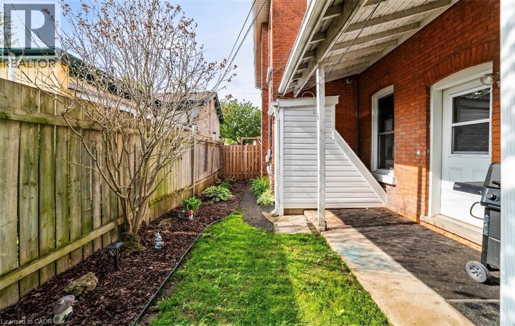 231 Dalhousie Street, Brantford, Ontario  N3S 3V1 - Photo 22 - 40828763