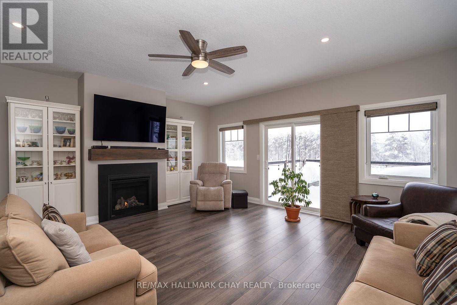 54 Landscape Drive, Oro-Medonte (Horseshoe Valley), Ontario  L0L 2L0 - Photo 3 - S13147600