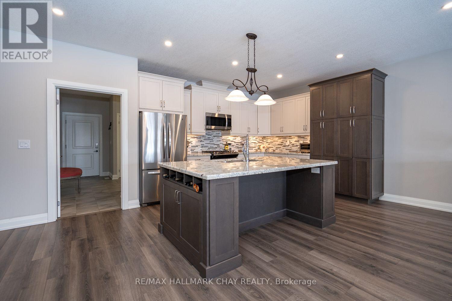 54 Landscape Drive, Oro-Medonte (Horseshoe Valley), Ontario  L0L 2L0 - Photo 9 - S13147600