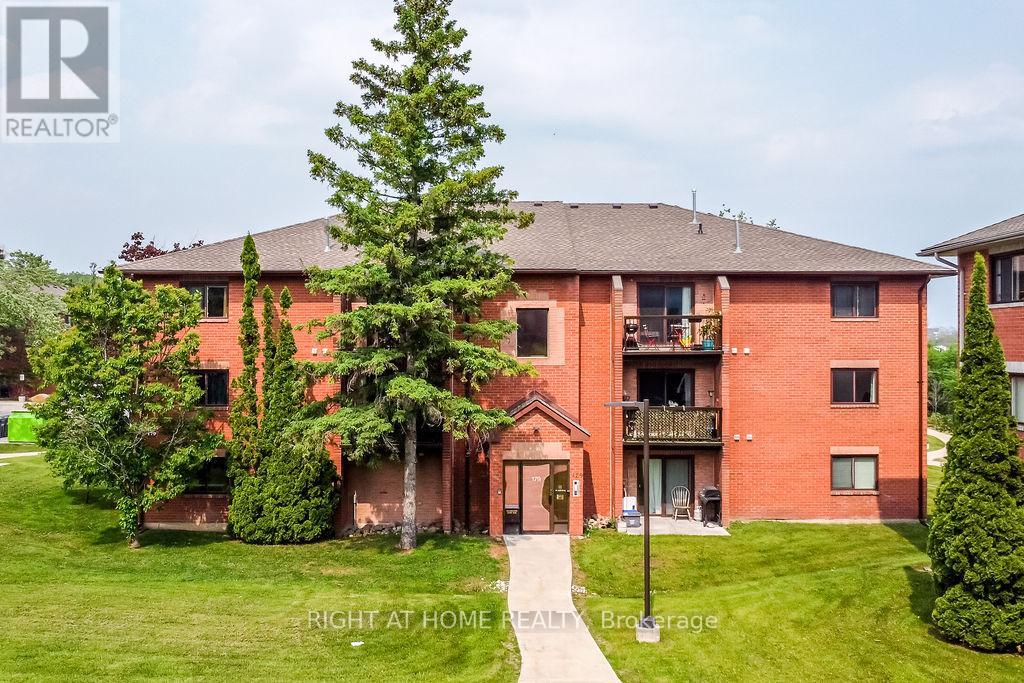 B6 - 179 EDGEHILL DRIVE, Barrie, Ontario
