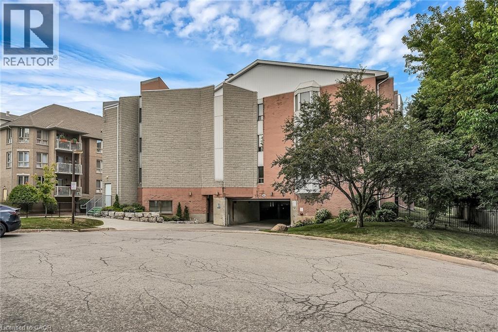 6 Niagara Street Unit# 208, Grimsby, Ontario  L3M 5A4 - Photo 39 - 40831702