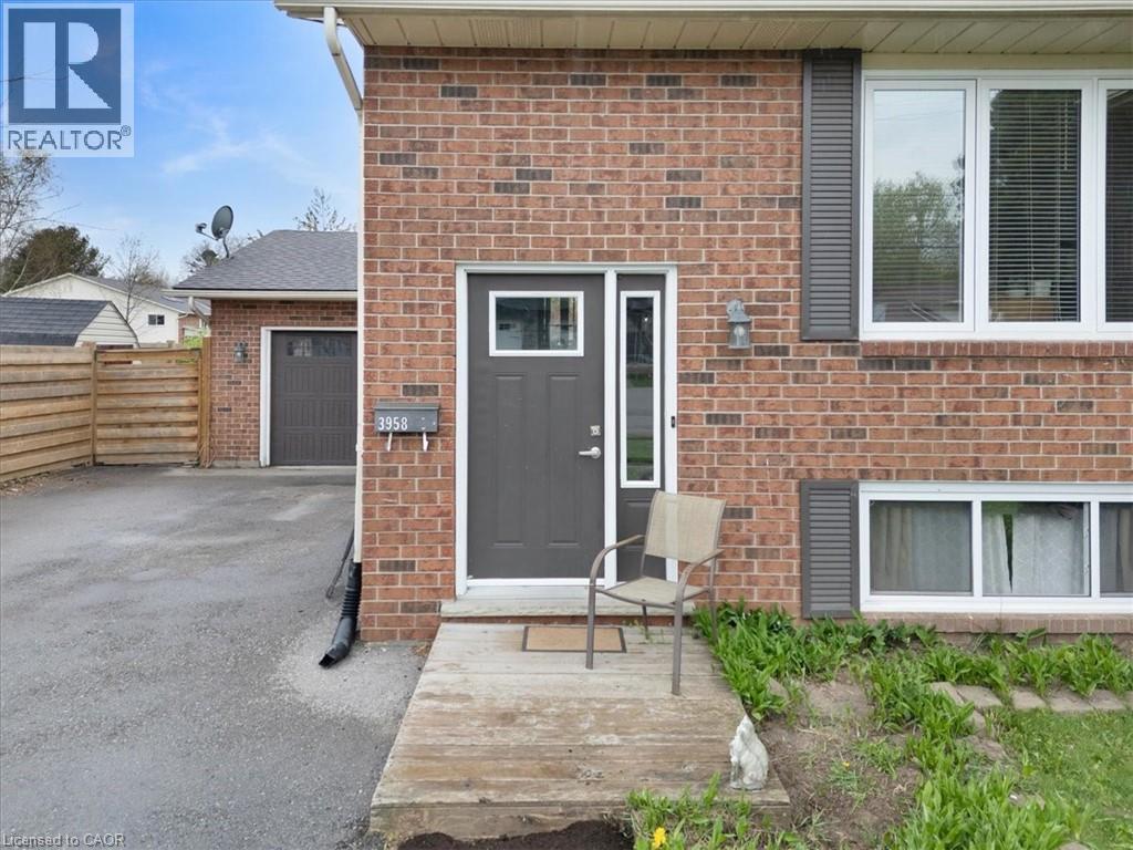 3958 23rd Street, Vineland, Ontario  L0R 2C0 - Photo 3 - 40831703