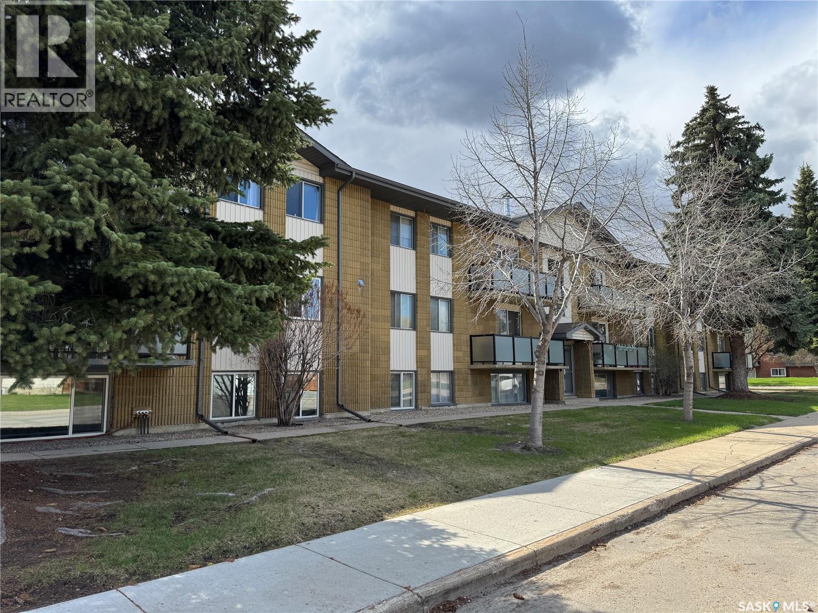 22 111 St Lawrence Crescent, Saskatoon, Saskatchewan  S7K 1G7 - Photo 2 - SK036488