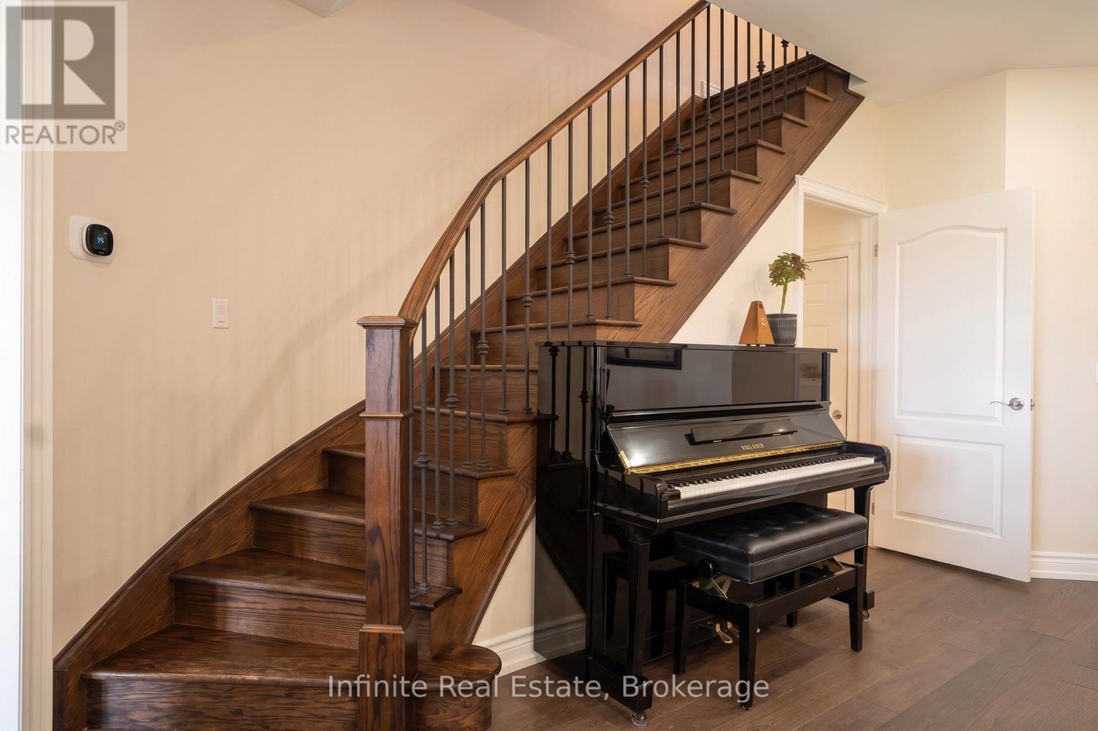 44 Fawnridge Road, Caledon, Ontario  L7C 3T9 - Photo 6 - W13147618