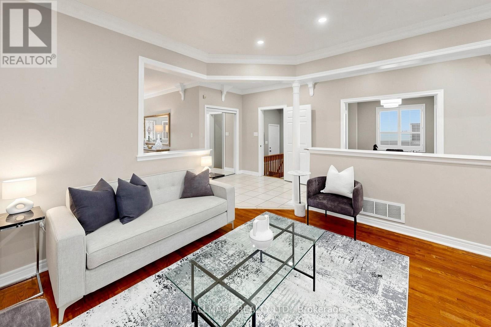 6611 Spinnaker Circle, Mississauga, Ontario  L5W 1R2 - Photo 6 - W13147634