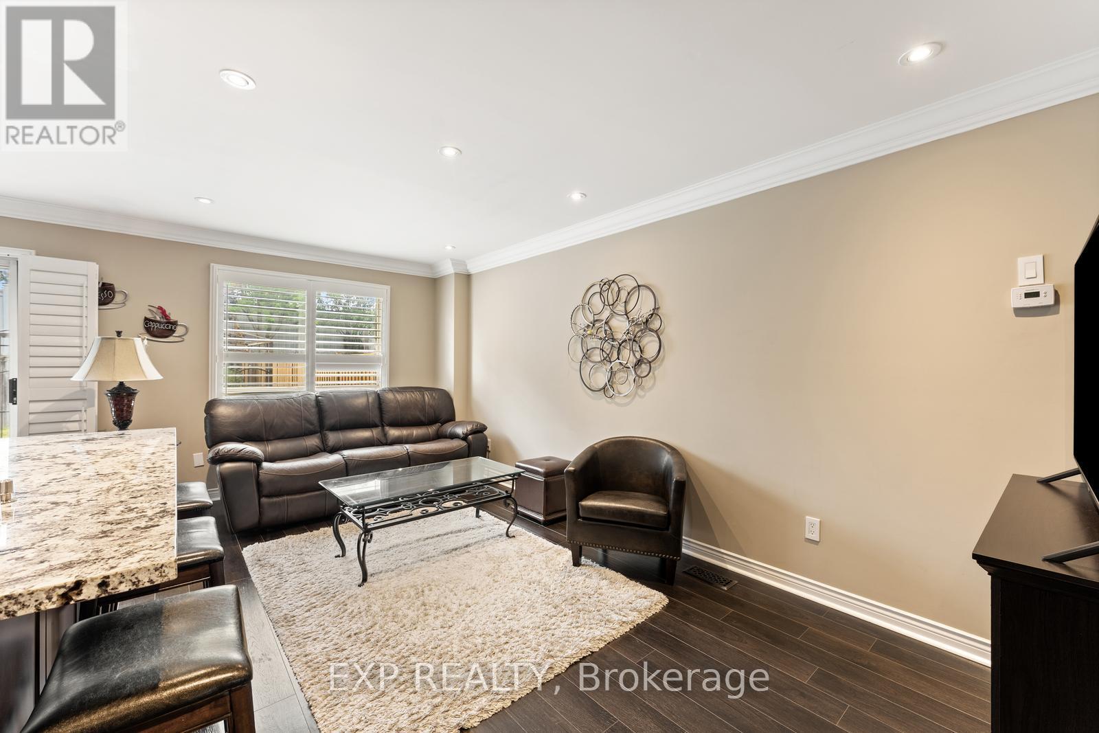46 Waterbury Street, Caledon, Ontario L7E 1X4 - Photo 11 - W13147636