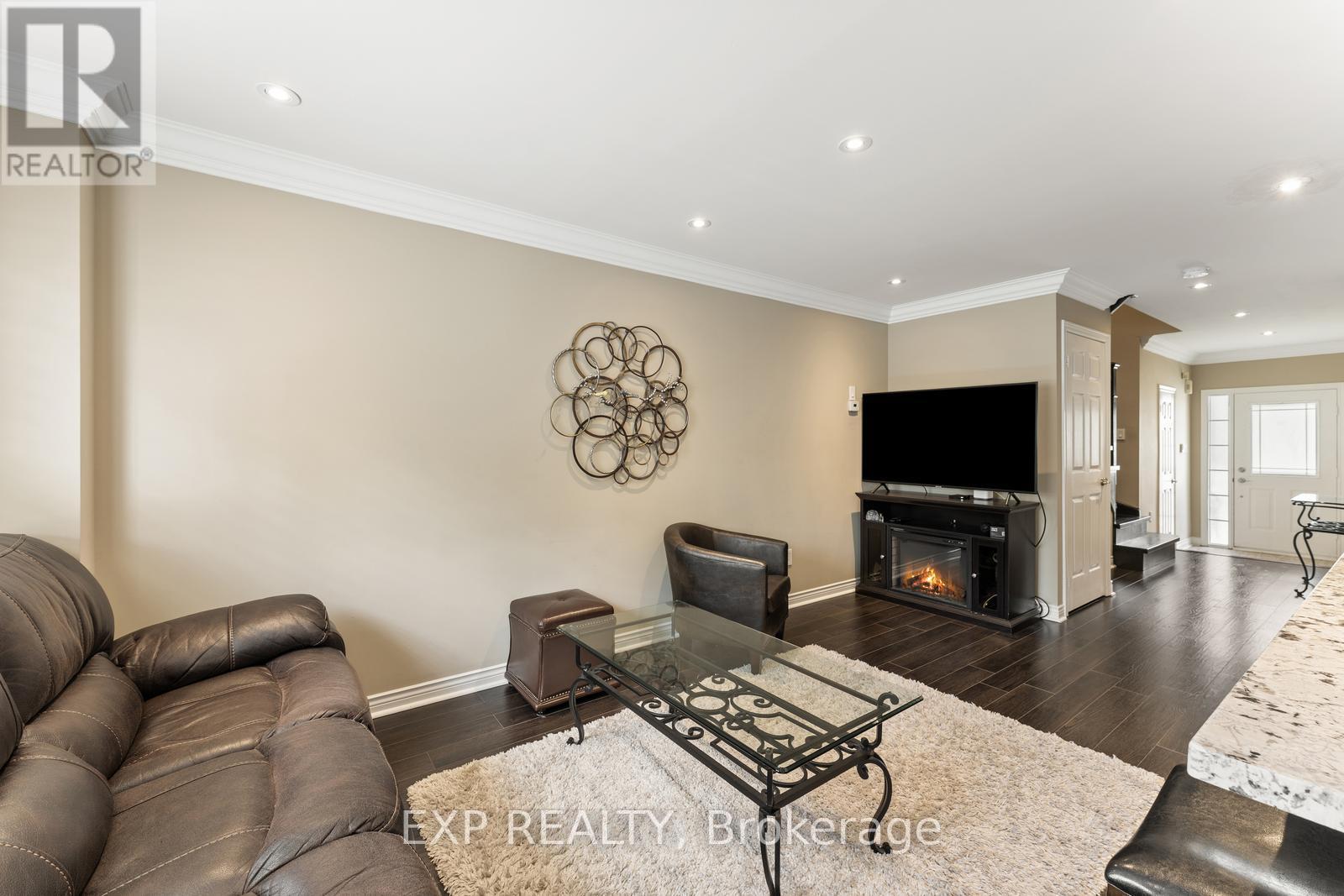 46 Waterbury Street, Caledon, Ontario L7E 1X4 - Photo 13 - W13147636