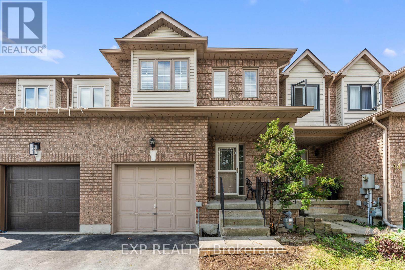 46 Waterbury Street, Caledon, Ontario L7E 1X4 - Photo 3 - W13147636