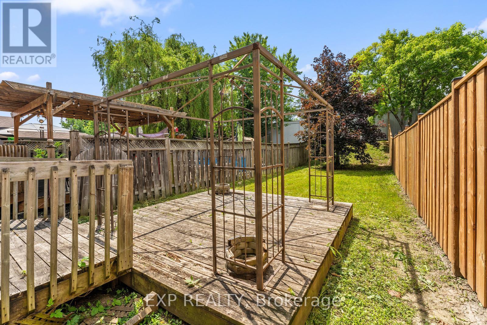46 Waterbury Street, Caledon, Ontario L7E 1X4 - Photo 35 - W13147636