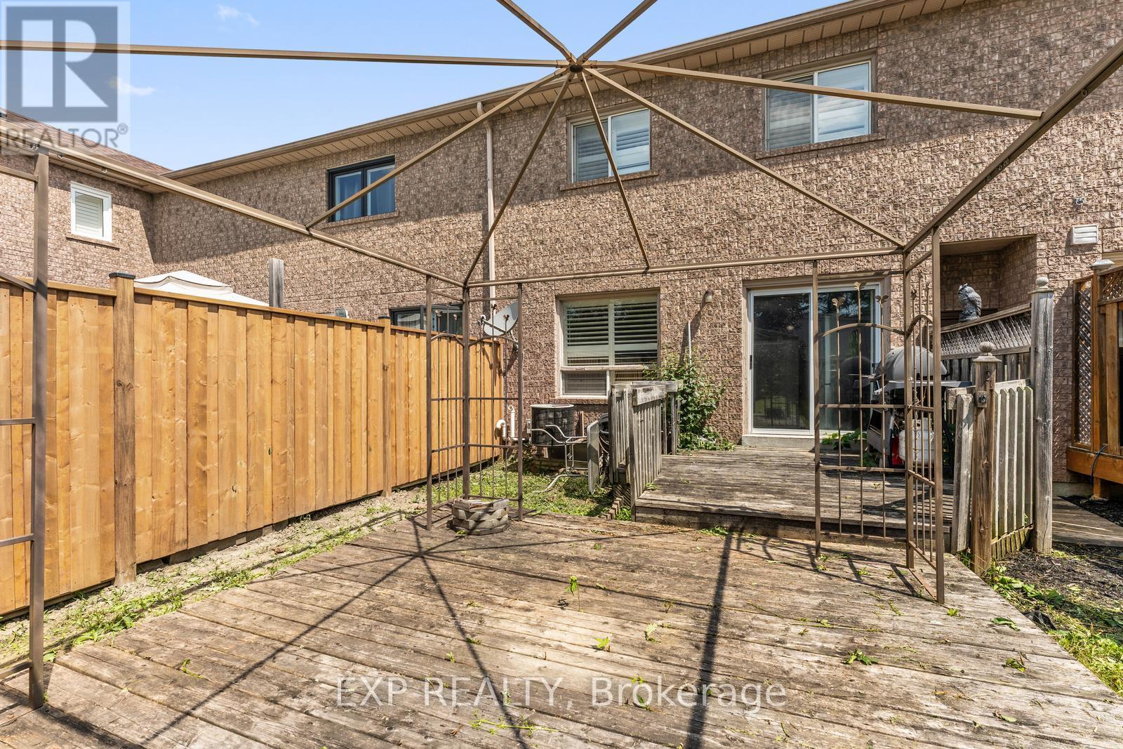 46 Waterbury Street, Caledon, Ontario L7E 1X4 - Photo 36 - W13147636