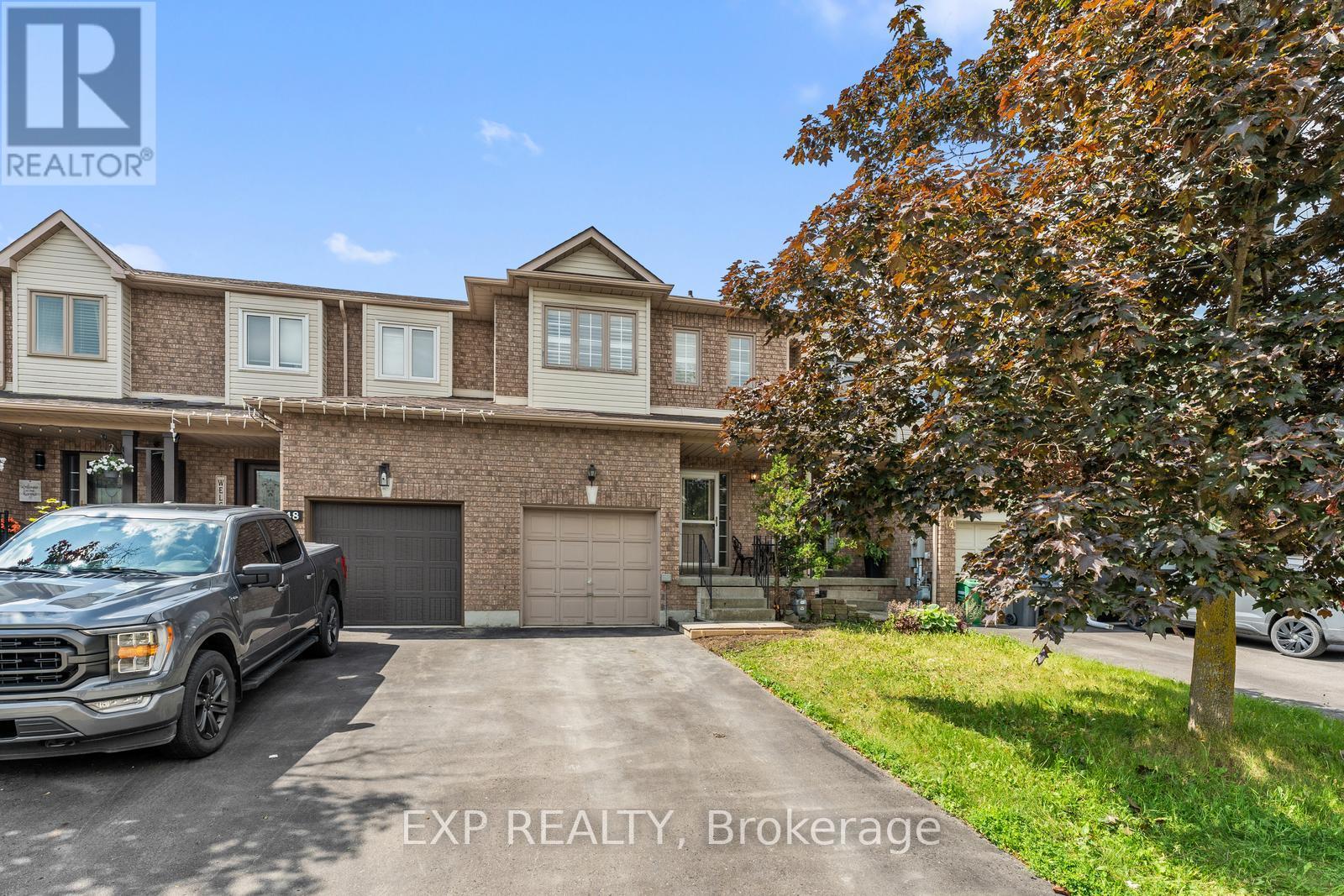 46 Waterbury Street, Caledon, Ontario L7E 1X4 - Photo 4 - W13147636