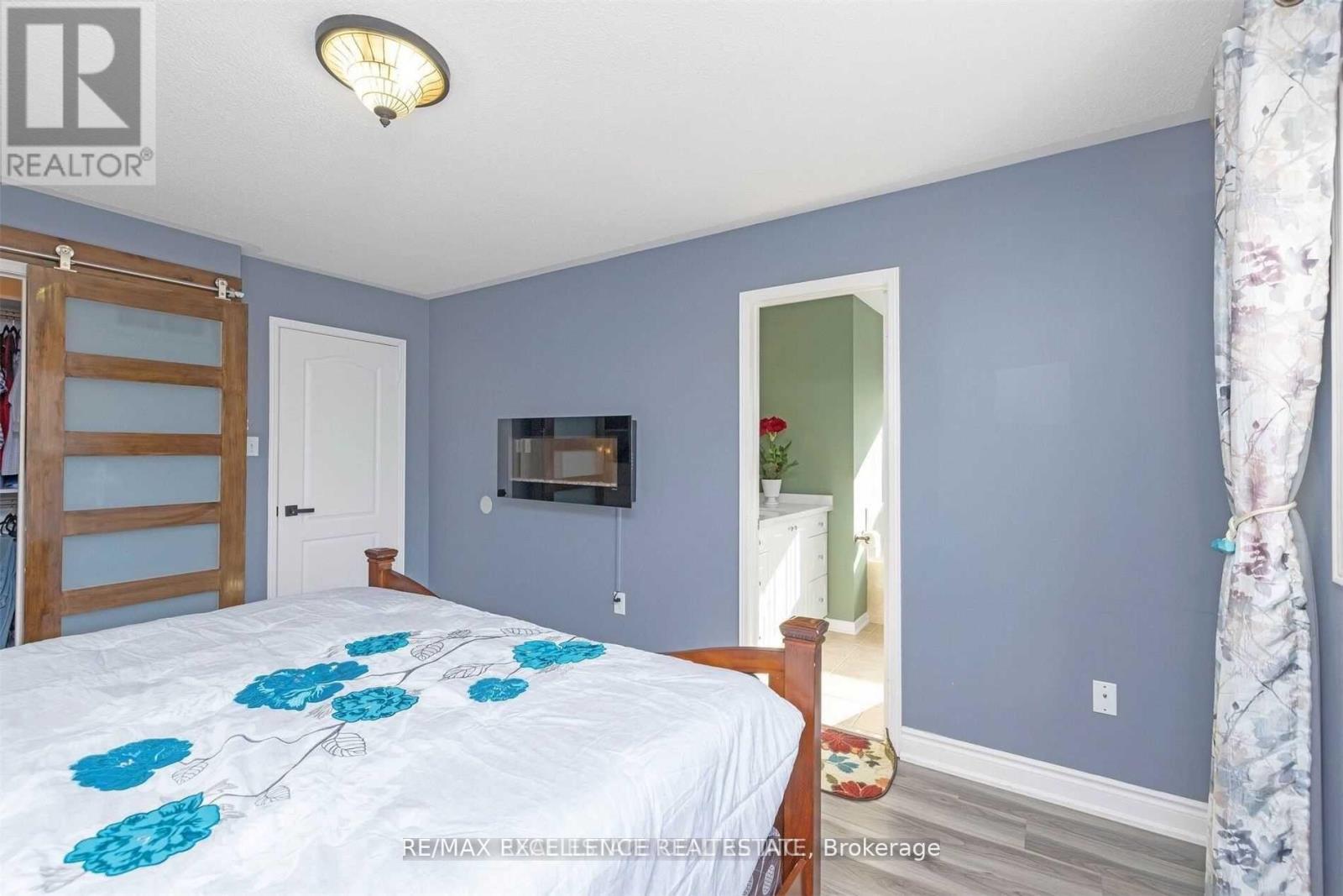 34 Snowberry Crescent S, Halton Hills, Ontario L7G 6M4 - Photo 22 - W13147650