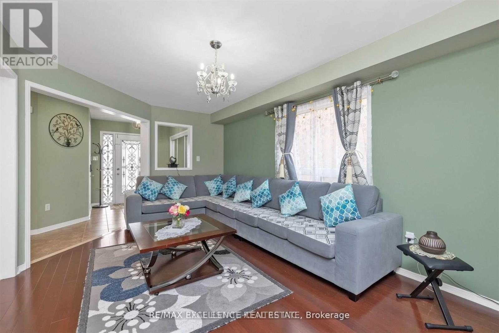 34 Snowberry Crescent S, Halton Hills, Ontario L7G 6M4 - Photo 6 - W13147650