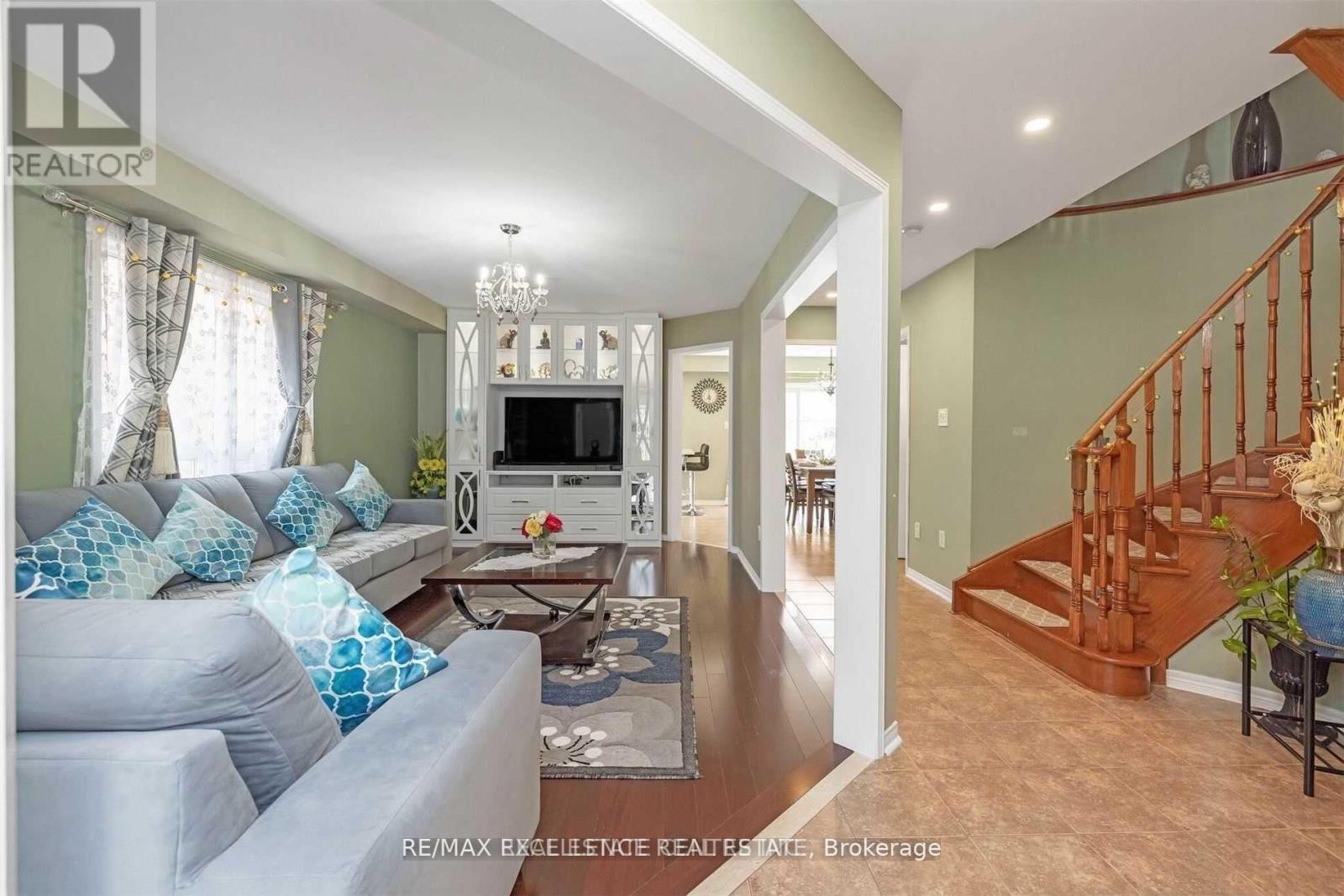34 Snowberry Crescent S, Halton Hills, Ontario L7G 6M4 - Photo 8 - W13147650