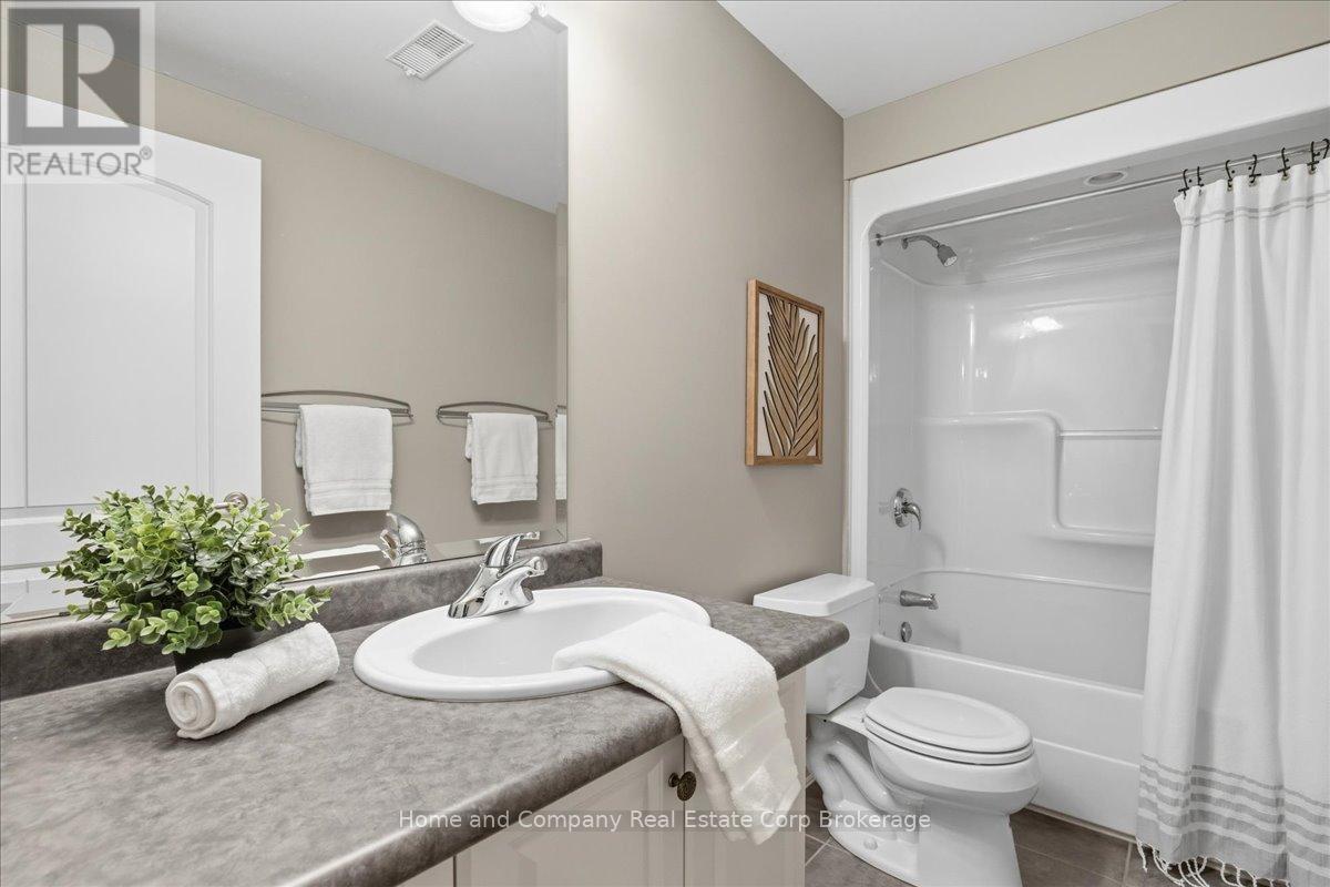 28 North Pointe Drive, Stratford, Ontario N5A 8C3 - Photo 34 - X12919364