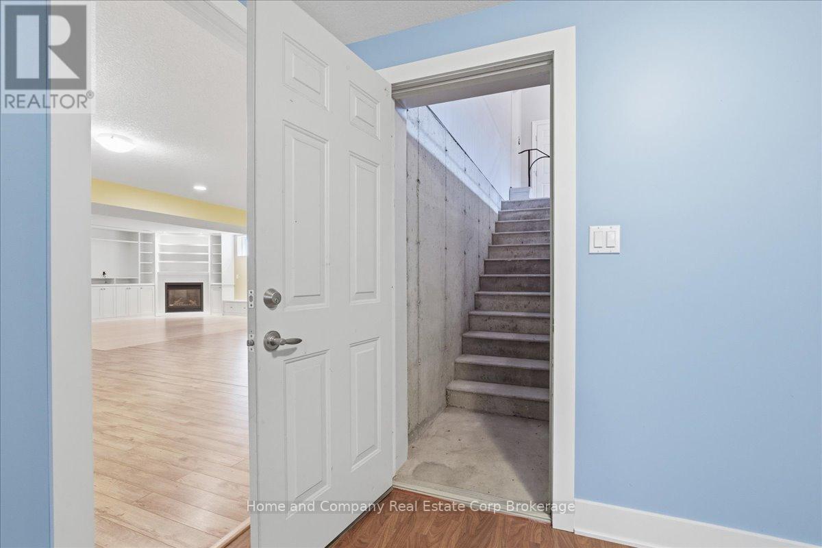 28 North Pointe Drive, Stratford, Ontario N5A 8C3 - Photo 36 - X12919364