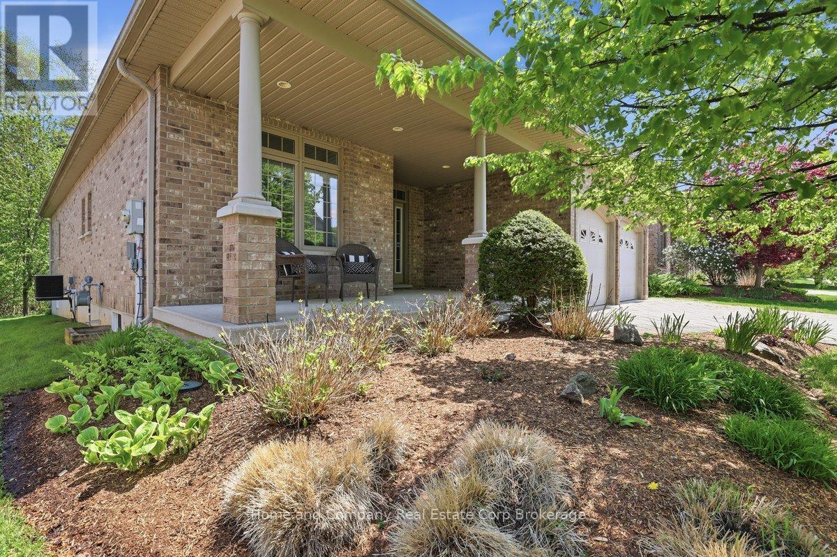 28 North Pointe Drive, Stratford, Ontario N5A 8C3 - Photo 5 - X12919364