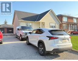 25 BURLINGAME ROAD, Toronto, Ontario