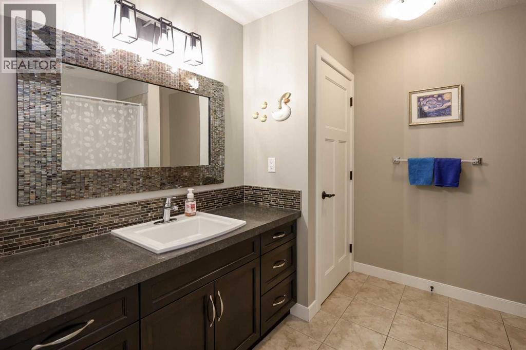 146 Sutherland Close, Red Deer, Alberta  T4R 0L5 - Photo 44 - A2312669