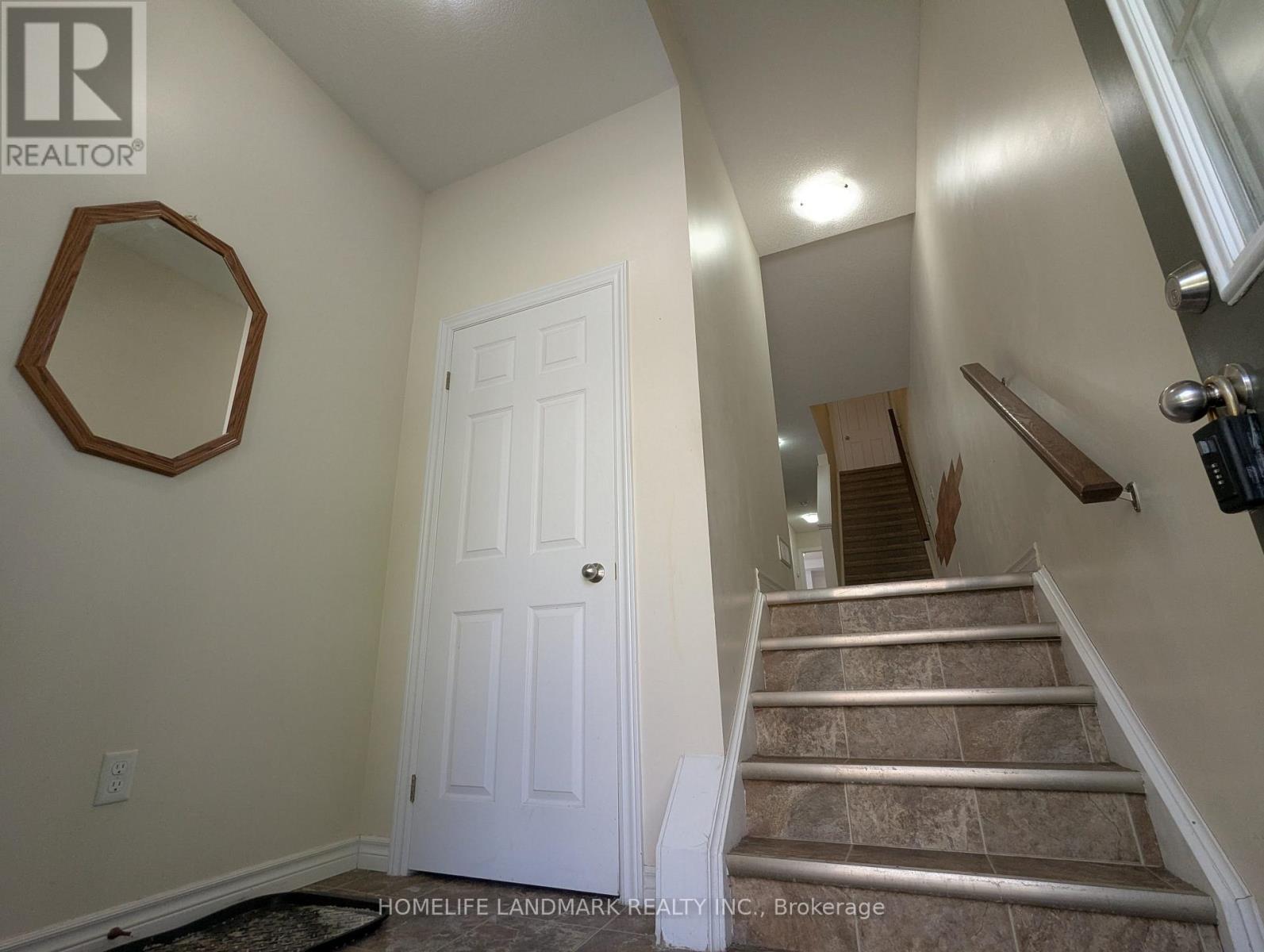 27b - 931 Glasgow Street, Kitchener, Ontario N2N 0B6 - Photo 3 - X13147610