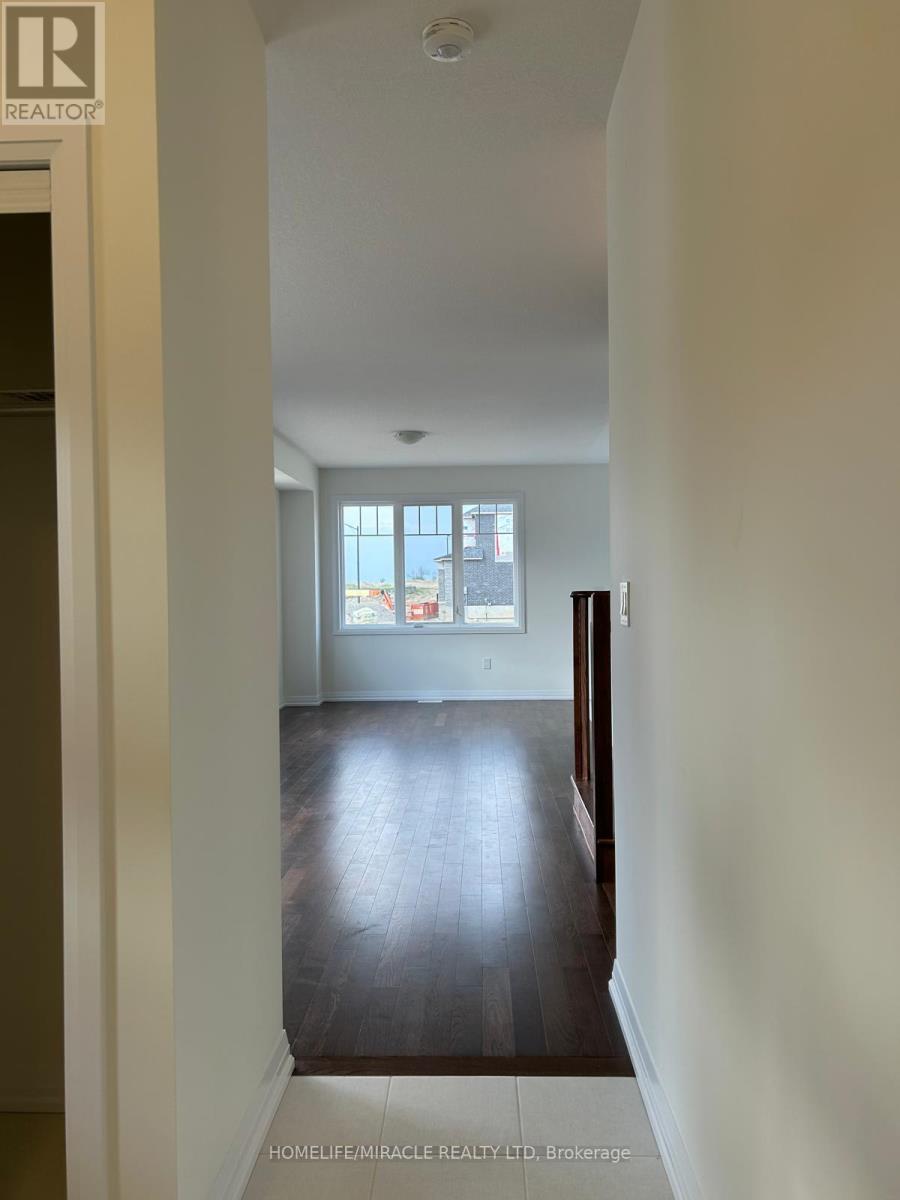 1 Scotch Thistle Lane, Haldimand, Ontario N3W 0G1 - Photo 7 - X13147646