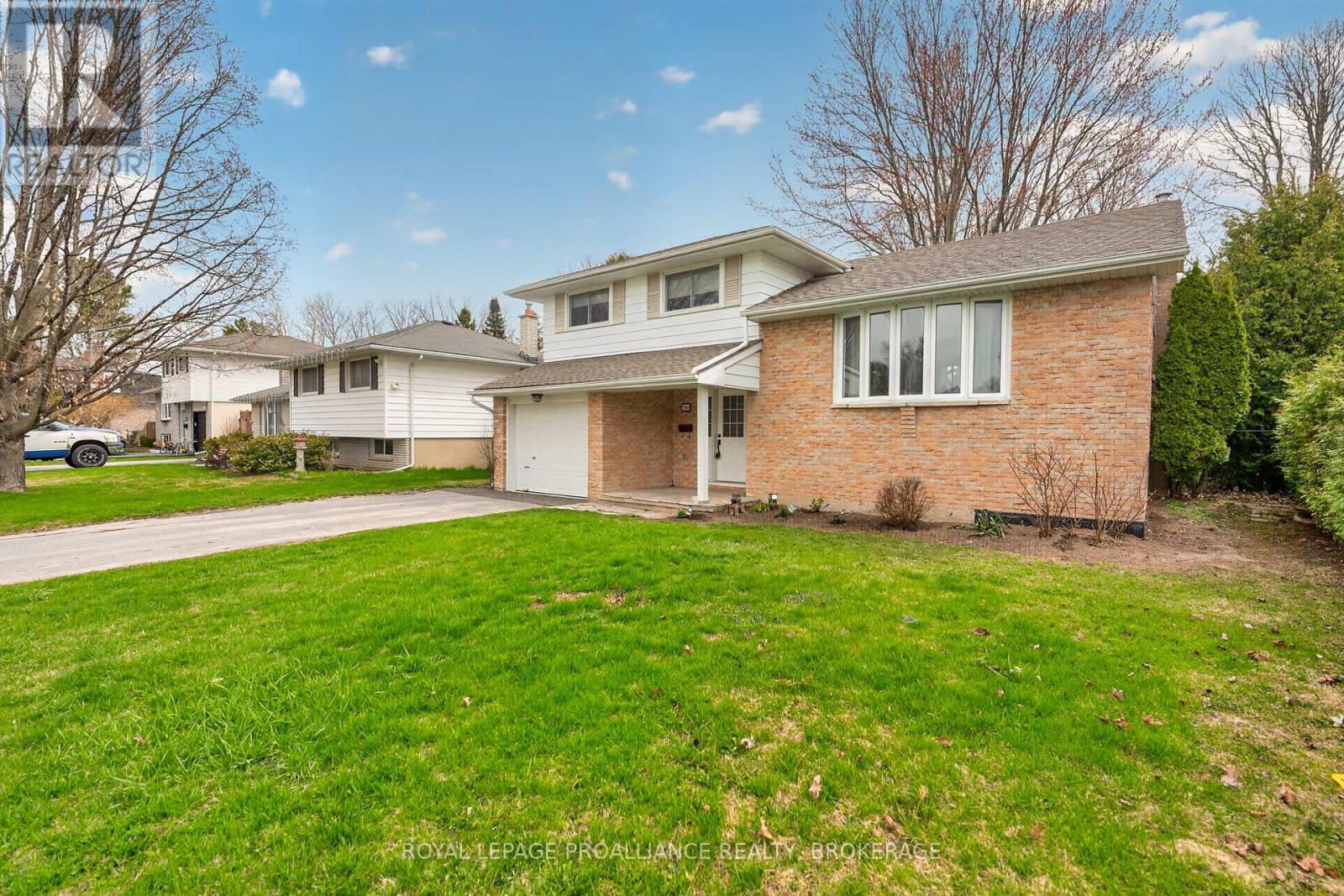 296 Olympus Avenue, Kingston, Ontario  K7M 4T9 - Photo 4 - X13147748
