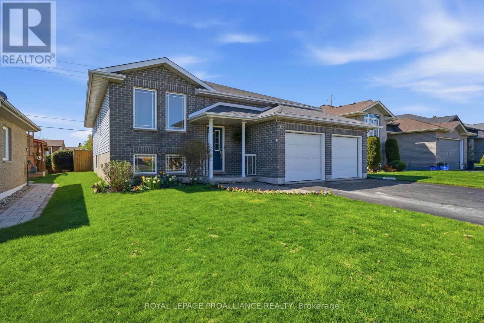 12 Ridgeview Lane, Quinte West, Ontario  K8V 5P8 - Photo 2 - X13147720