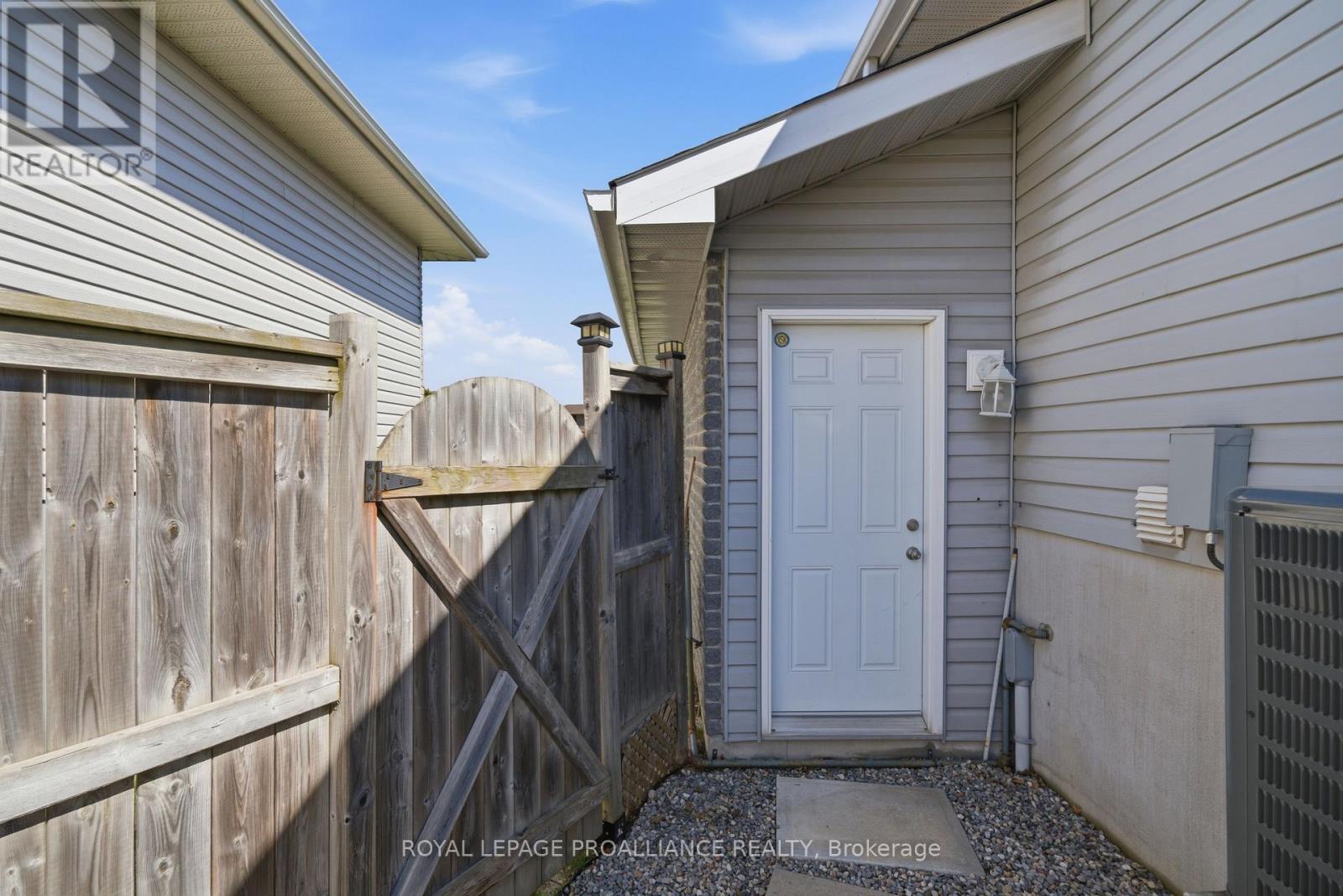 12 Ridgeview Lane, Quinte West, Ontario  K8V 5P8 - Photo 35 - X13147720