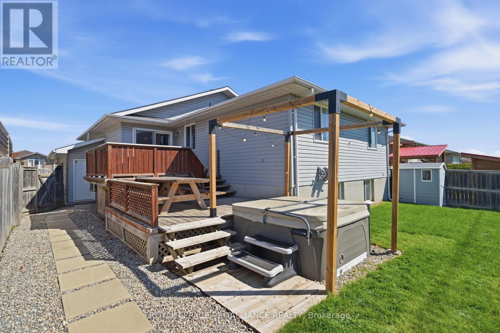 12 Ridgeview Lane, Quinte West, Ontario  K8V 5P8 - Photo 36 - X13147720