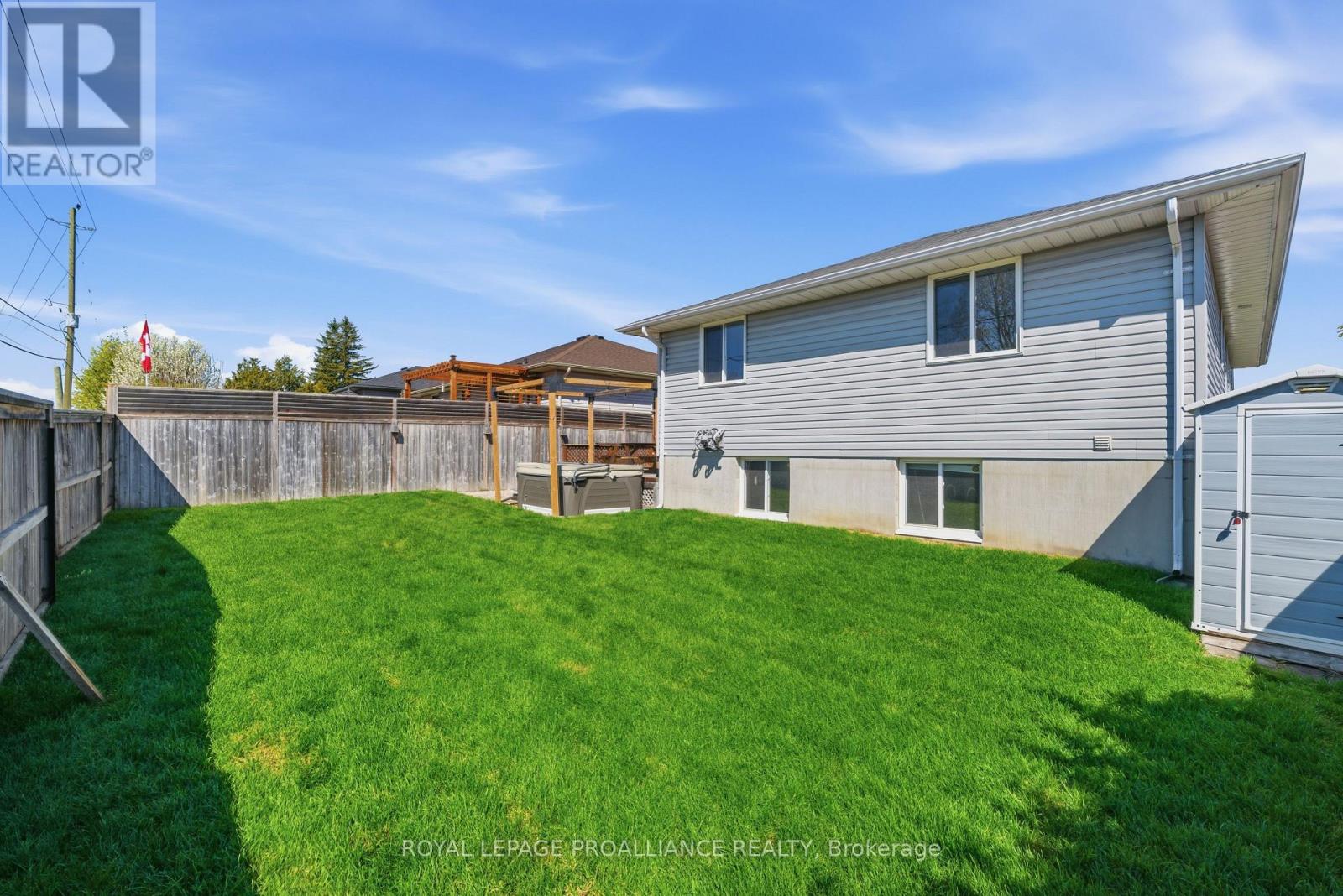 12 Ridgeview Lane, Quinte West, Ontario  K8V 5P8 - Photo 43 - X13147720