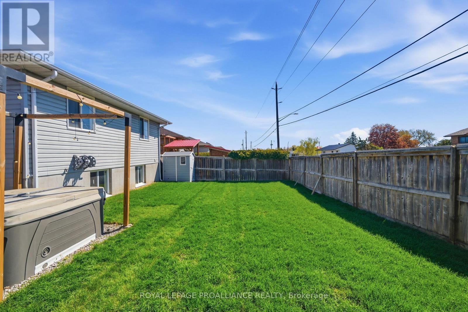 12 Ridgeview Lane, Quinte West, Ontario  K8V 5P8 - Photo 46 - X13147720