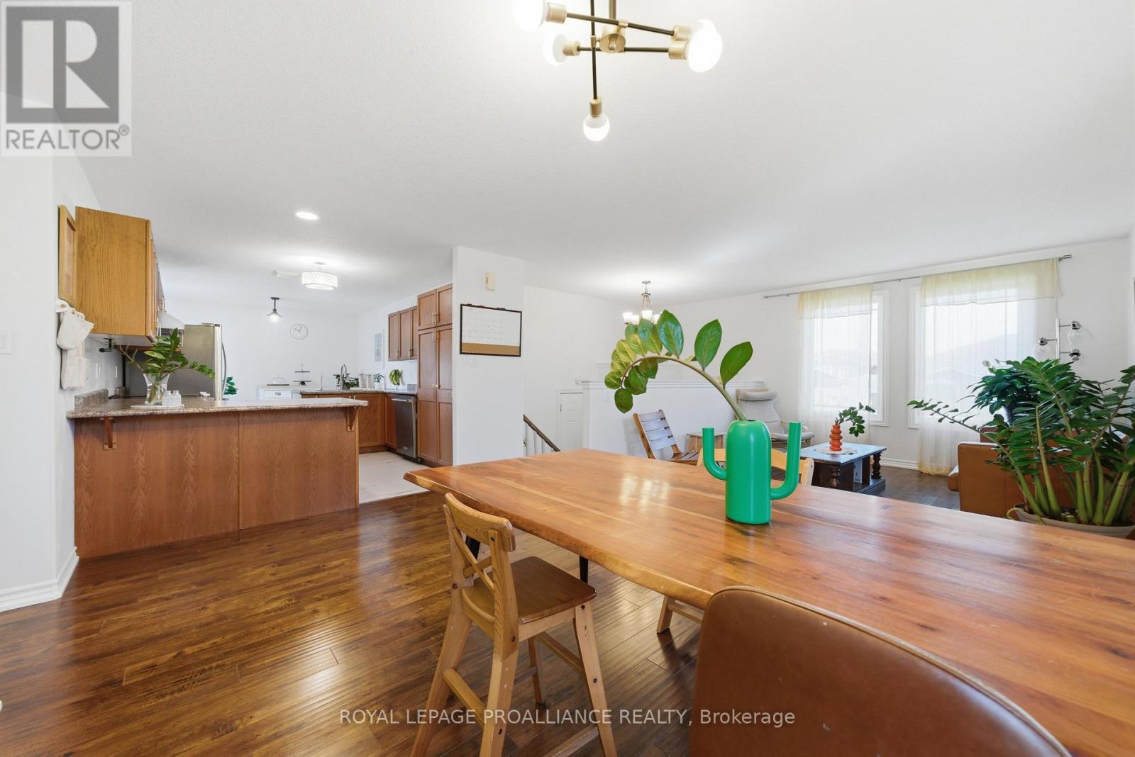 12 Ridgeview Lane, Quinte West, Ontario  K8V 5P8 - Photo 9 - X13147720