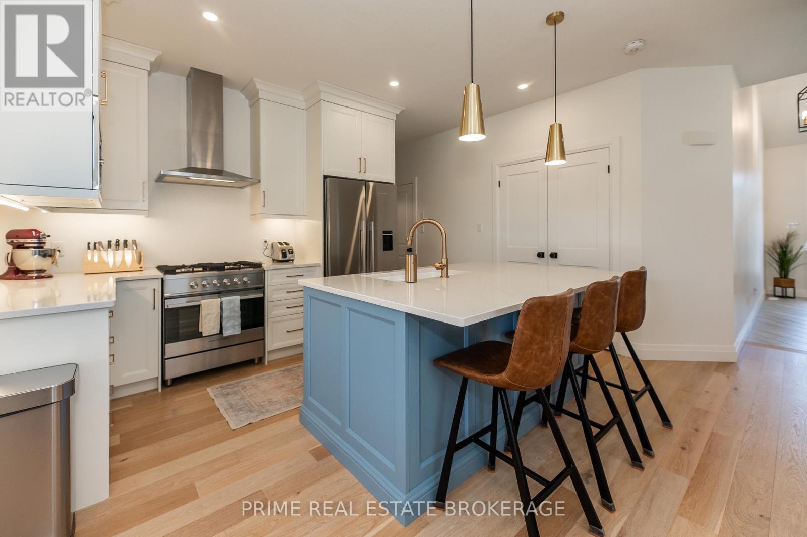 51 Compass Trail, Central Elgin, Ontario  L5G 4T8 - Photo 8 - X13147742