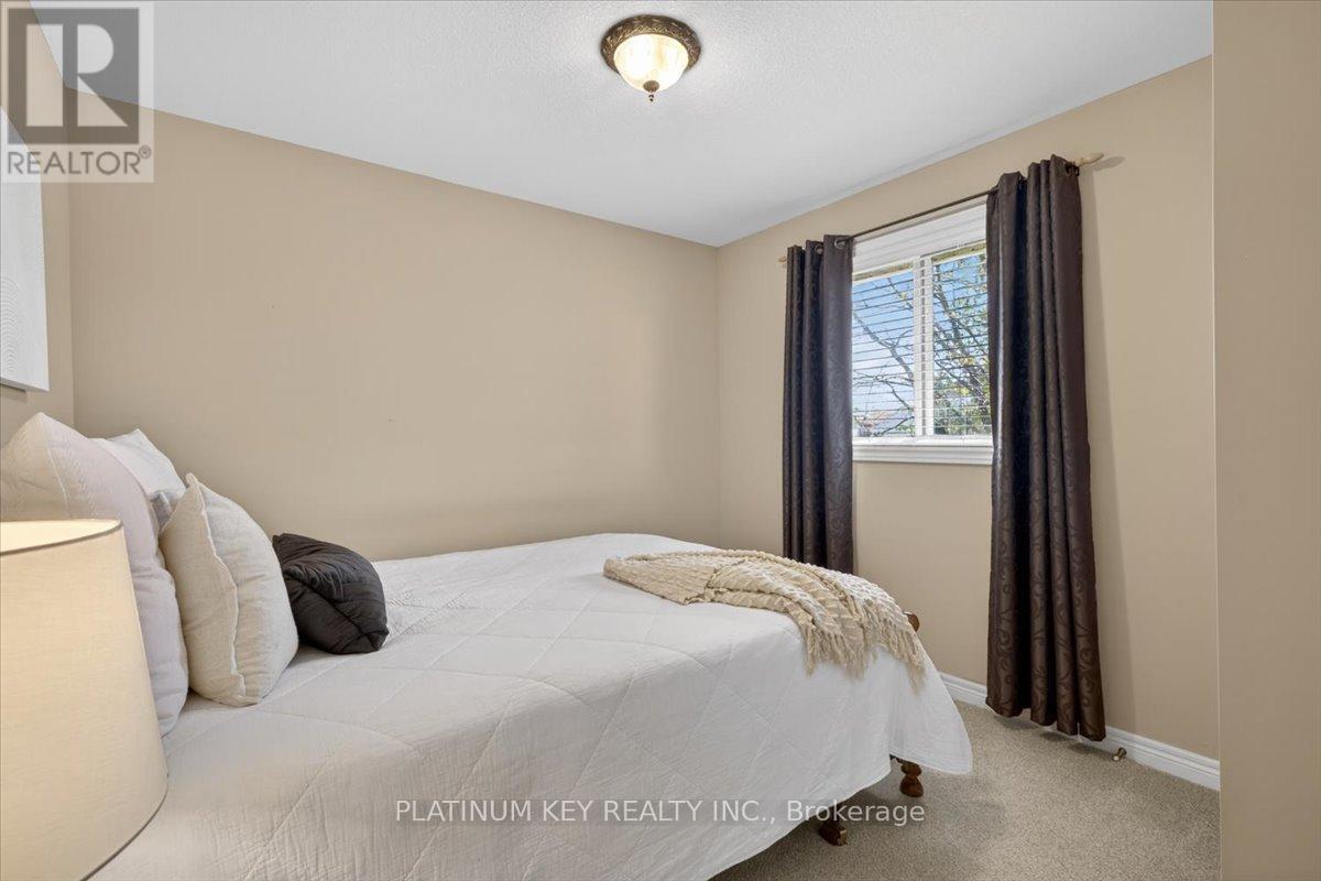 519 Darcy Drive, Strathroy-Caradoc (Ne), Ontario  N7G 4L1 - Photo 14 - X13147746