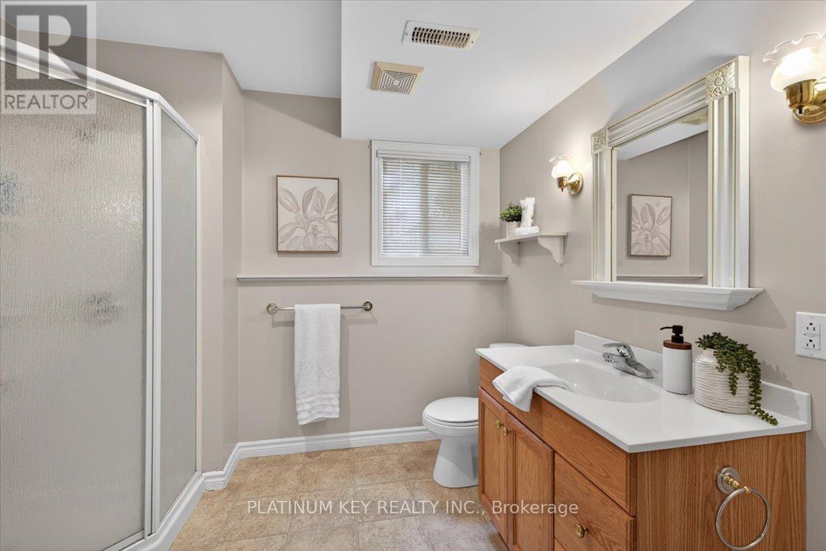 519 Darcy Drive, Strathroy-Caradoc (Ne), Ontario  N7G 4L1 - Photo 20 - X13147746
