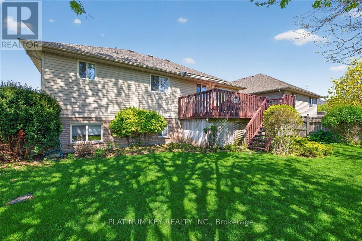 519 Darcy Drive, Strathroy-Caradoc (Ne), Ontario  N7G 4L1 - Photo 22 - X13147746