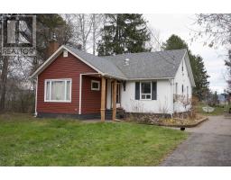1744 Broadway Avenue, Thunder Bay, Ontario
