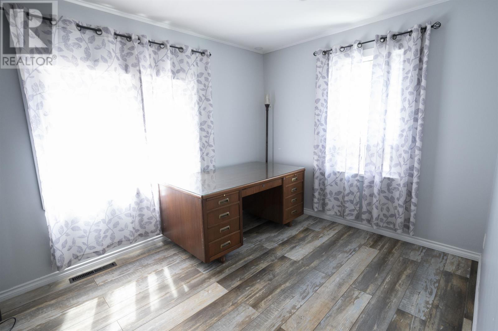 1744 Broadway Avenue, Thunder Bay, Ontario  P7K 1M5 - Photo 26 - TB2601004