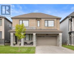 74 ASCARI ROAD, Ottawa, Ontario