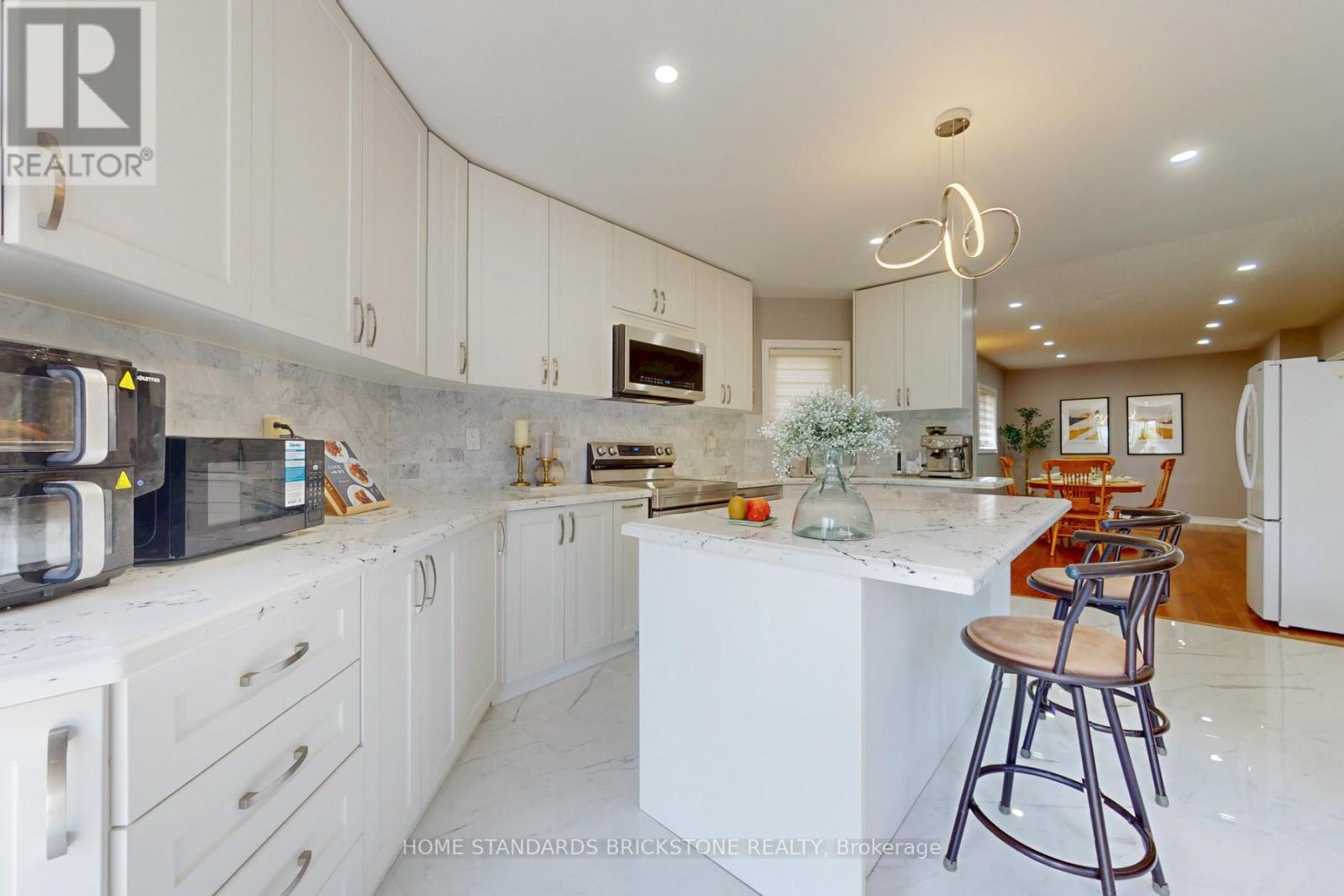 65 Springer Drive S, Richmond Hill, Ontario  L4C 0G3 - Photo 22 - N13138082